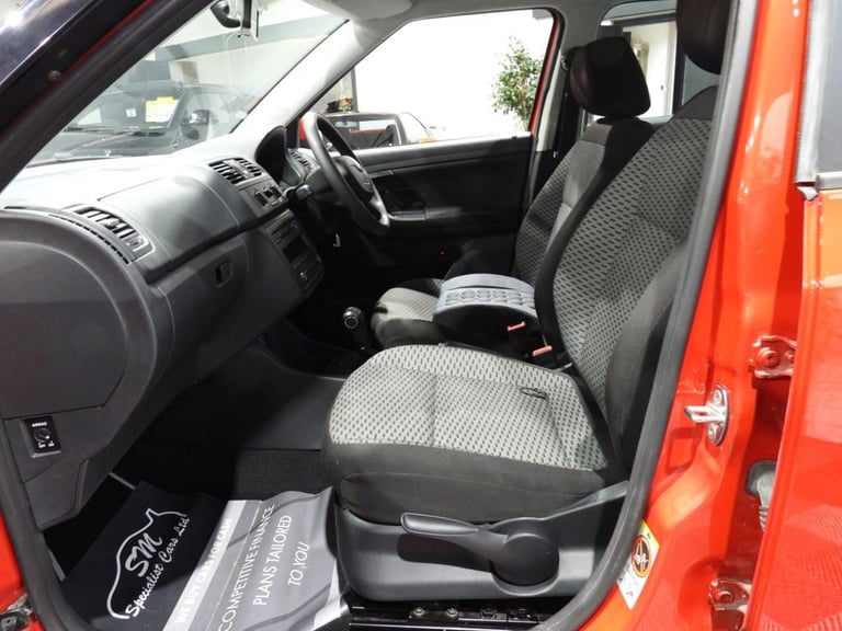 2010 60 SKODA FABIA 1.2 TSI SE HATCHBACK 5DR PETROL DSG EURO 5 (105 PS)