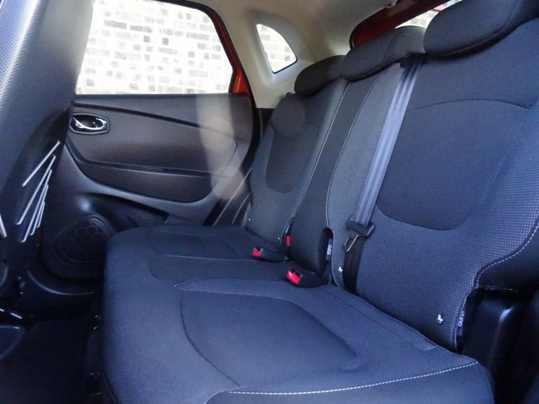 Renault Captur 1.5 dCi 90 Dynamique S Nav 5dr Automatic **ONLY 24000 MILES**