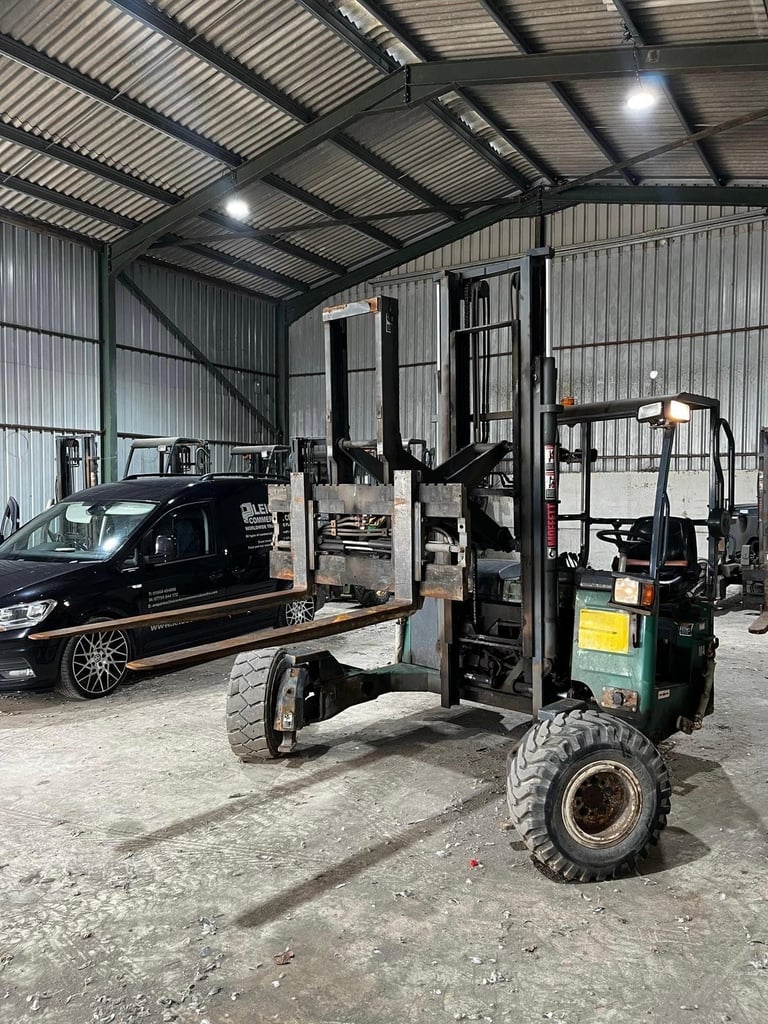 2015 MOFFETT M4 25.4 