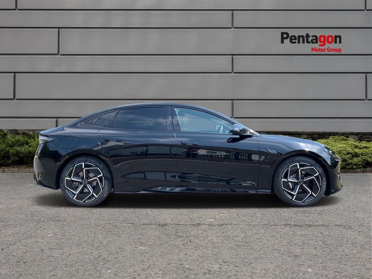 Byd Seal 82.5kwh Excellence Saloon 4dr Electric Auto Awd 530 Ps Electric