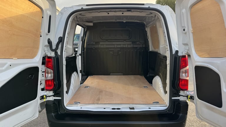 2024 Vauxhall Combo 1.5 Turbo D 100ps Prime H1 Van PANEL VAN Diesel Manual
