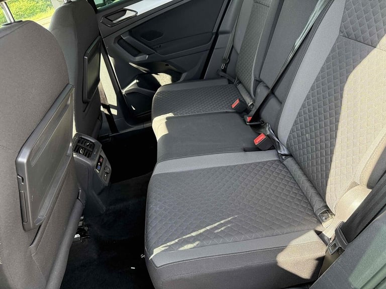 2018 Volkswagen Tiguan 2.0 TDI SE Navigation SUV 5dr Diesel DSG 4Motion Euro 6 (s/s) (150 ps) EST...