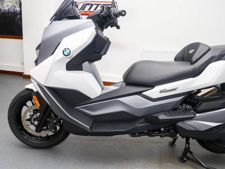 2022, '22 BMW C400 GT Scooter. A2 Legal scooter. ONLY 600 MILES. £6,395