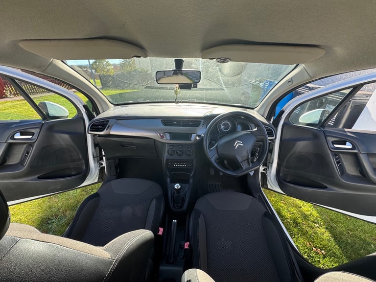 Citroen, C3, Hatchback, 2014, Manual, 1560 (cc), 5 doors