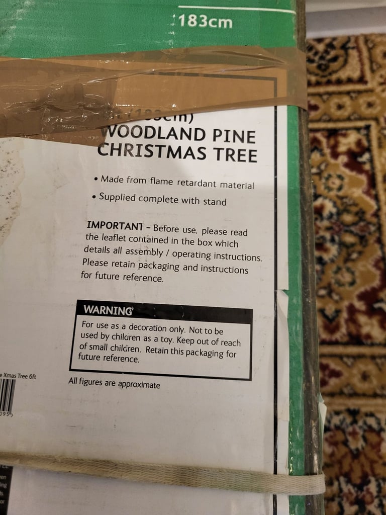 6ft Christmas tree and decorations 