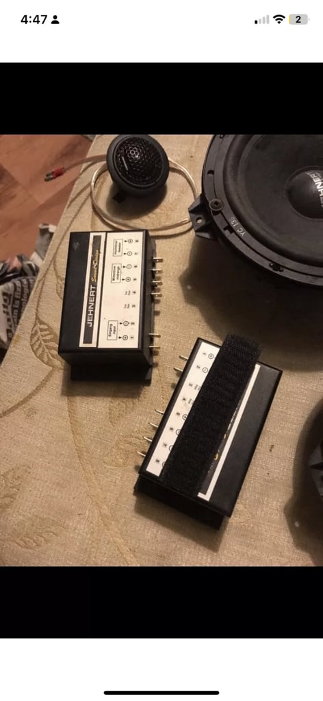 Audi TT jehnert speakers set up