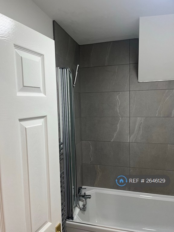 1 bedroom flat in St. Barnabas Road, Middlesbrough, TS5 (1 bed) (#2646129)