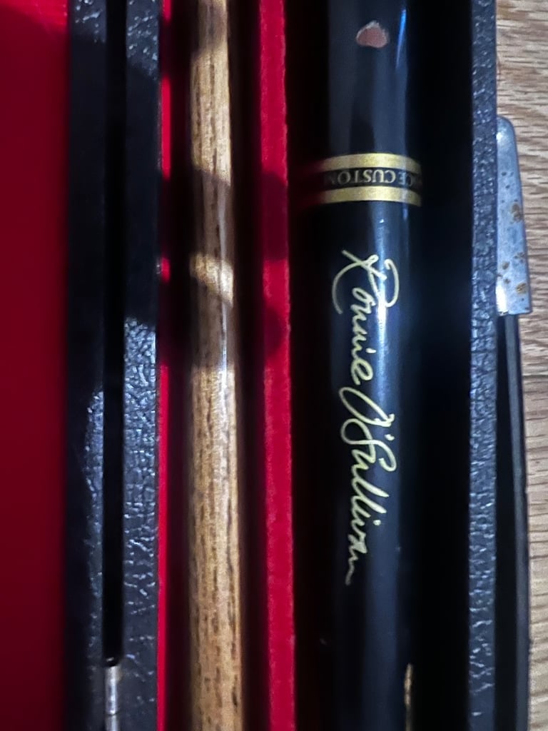 image for ronnie o'sullivan snooker cue BCE