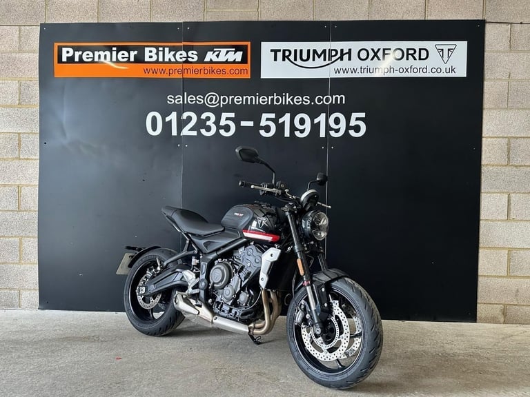 STUNNING ONE OWNER 2024/24 TRIUMPH TRIDENT 660 MOTORCYCLE