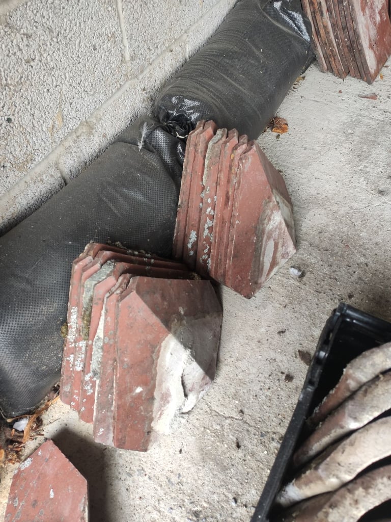 Reclaimed Clay Tiles x900