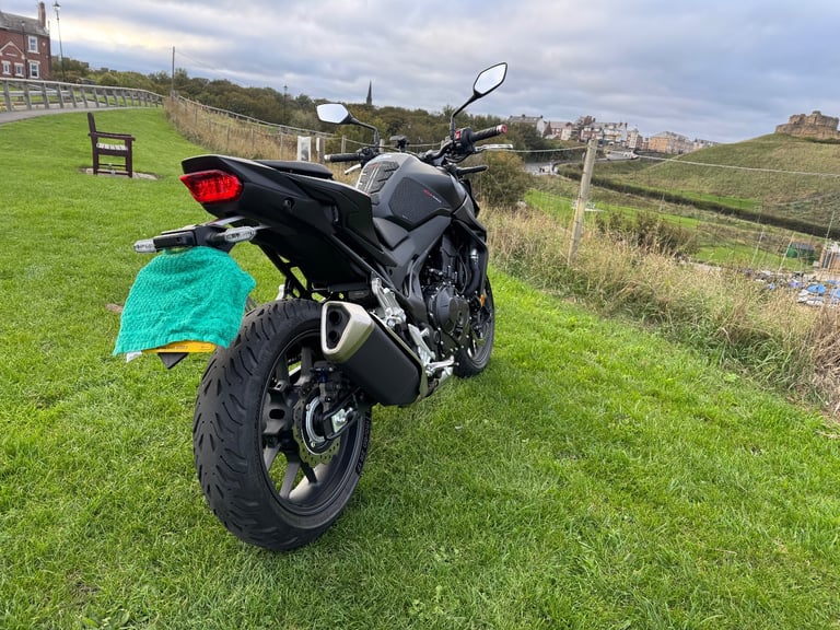 Honda CB750 Hornet (2025 model, 755cc)