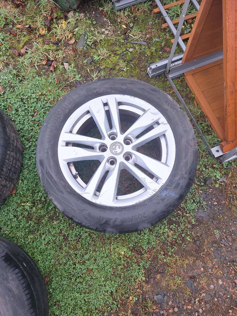 Vauxhall astra k alloy wheels 