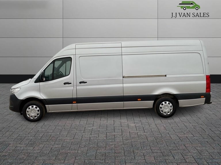 2022 Mercedes-Benz Sprinter 2.0 315 CDI Premium RWD L3 H2 Euro 6 (s/s) 5dr PANEL VAN Diesel Manual