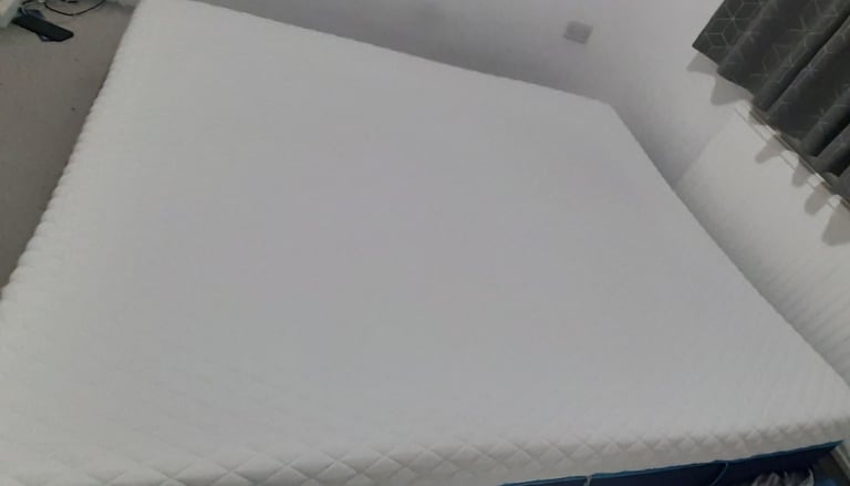 Simba Pro Hybrid Super King Mattress 