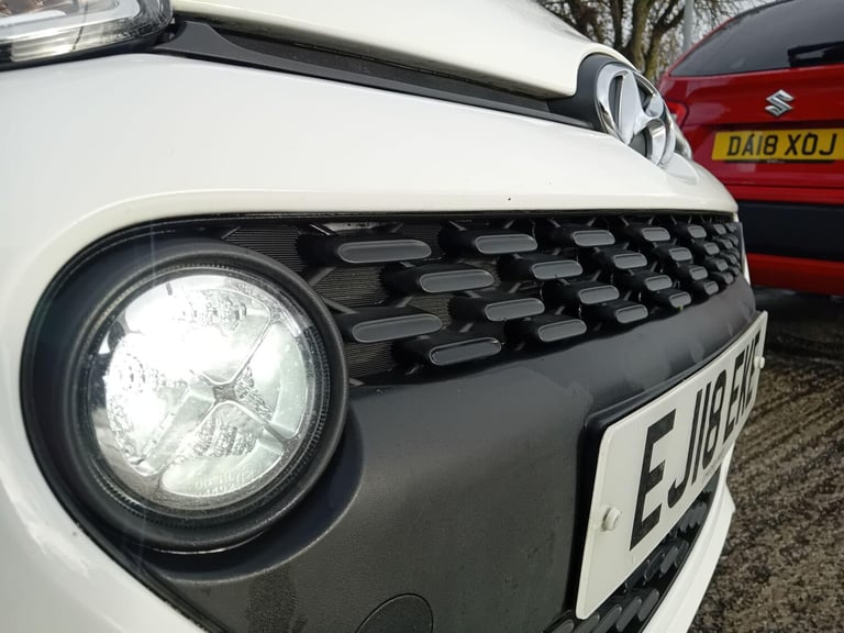 2018 Hyundai i10 1.0 Premium Euro 6 5dr HATCHBACK Petrol Manual