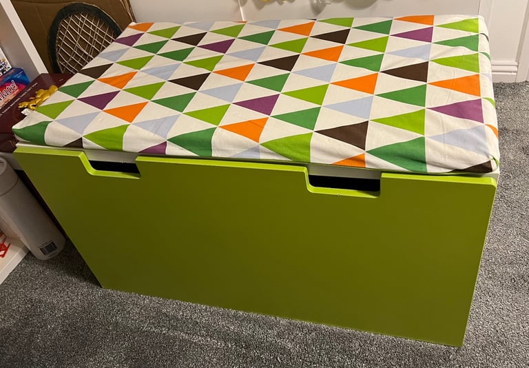 IKEA kallax and smastad bedroom storage