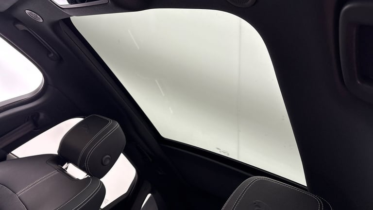 2024 Jaguar F-Pace 2.0 D200 MHEV R-Dynamic SE Black SUV 5dr Diesel Auto AWD Euro 6 (s/s) (204 SUV...