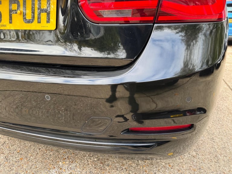 2015 BMW 3 Series 1.5 318i Sport Saloon 4dr Petrol Manual Euro 6 (s/s) (136 ps) SALOON Petrol Manual