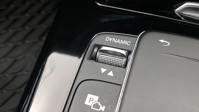 2022 Mercedes-Benz A-Class A 200 SPORT EXECUTIVE AUT Saloon Petrol Automatic