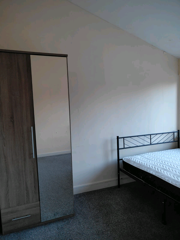 Double room for rent