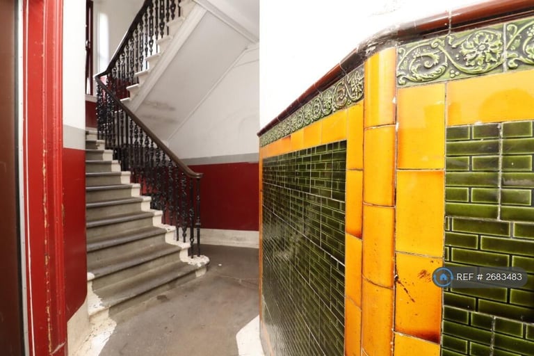 2 bedroom flat in Boyd Street, Glasgow, G42 (2 bed) (#2683483)