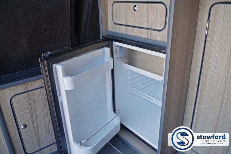 Citroen Dispatch Camper, Pop Top 2022 Used Campervan