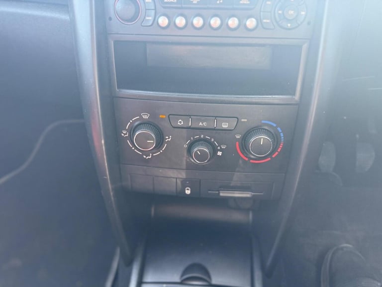 2010 Peugeot 207 1.4 HDi Verve Euro 4 3dr Hatchback Diesel Manual - Image 24