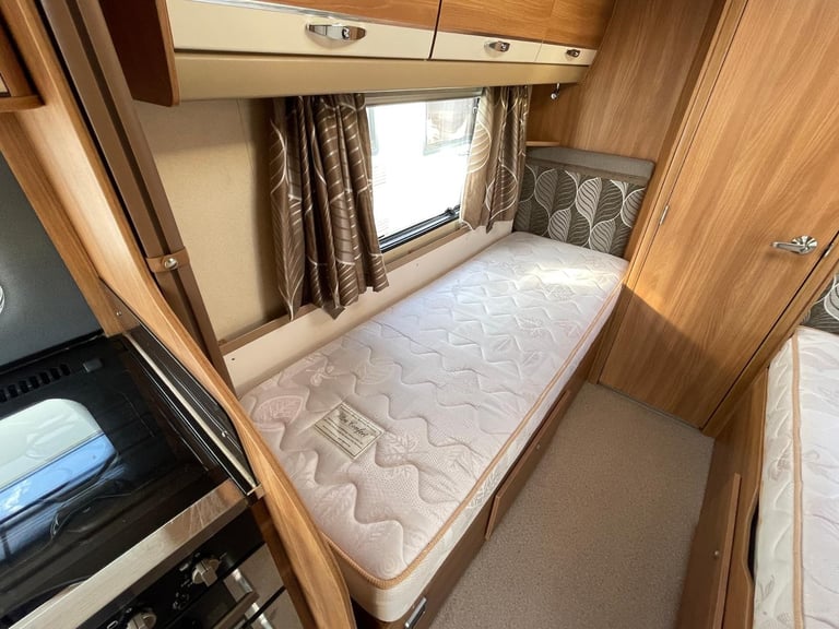 Swift Conqueror 565 4b