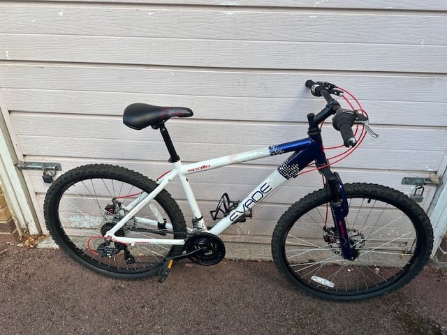 Evader Mens Mountain Bike