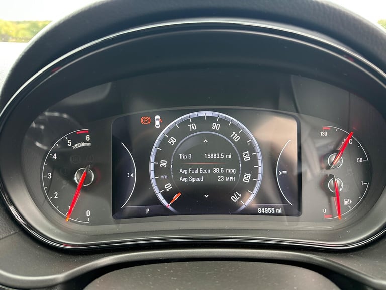 2016 Vauxhall Insignia 2.0 CDTi Elite Nav Auto Euro 6 5dr HATCHBACK Diesel Automatic