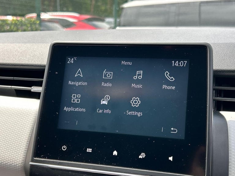 2022 Renault Clio 1.6 E-TECH full hybrid 145 Techno 5dr Auto Hatchback HYBRID ELECTRIC Automatic