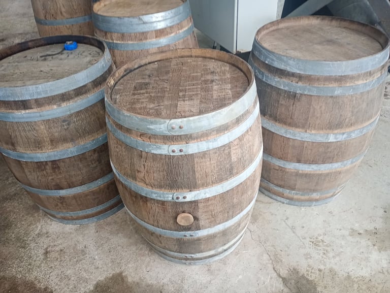 Small 64 liters barrels