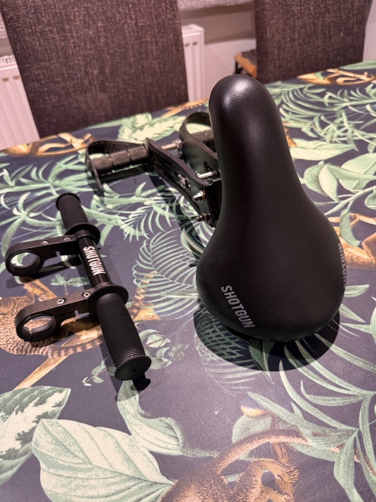 image for Cycle shot gun seat and handle bars 