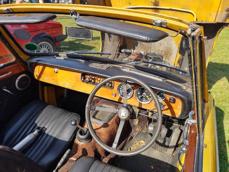 Triumph Vitesse 1971 Mk2, 2 litre with overdrive, SW London