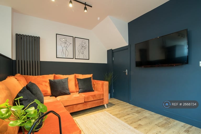 1 bedroom in Cross Street, Sale, M33 (#2668734)