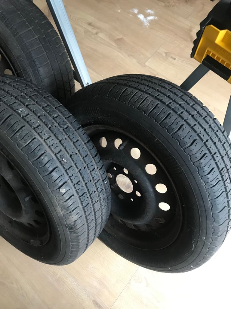 Four wheels from a 1987 Saab 900 – fitted with 185/65 R15 tyres