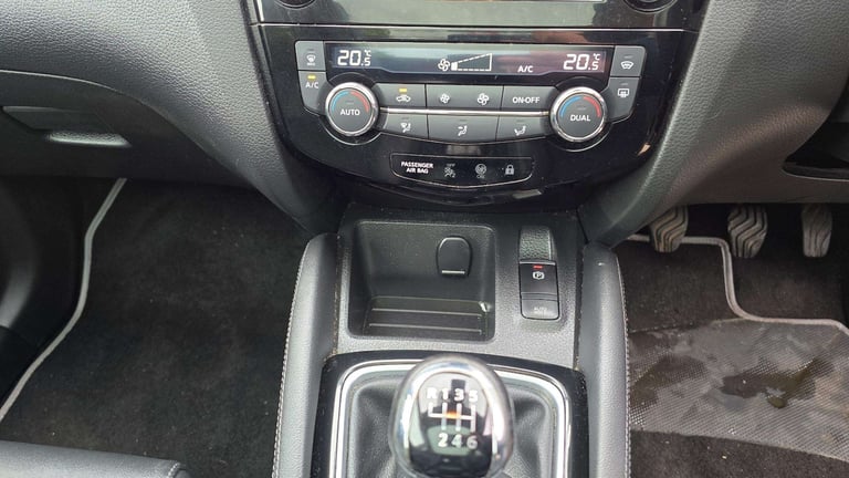 2019 Nissan Qashqai 1.3 DiG-T Tekna 5dr Hatchback Petrol Manual