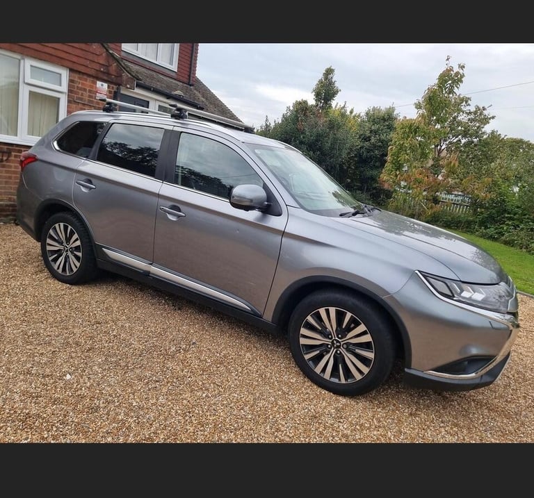2019 Mitsubishi Outlander 2.0 MIVEC 4 CVT 4WD Euro 6 (s/s) 5dr ESTATE Petrol Automatic