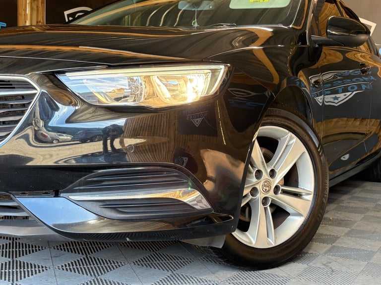 2017 Vauxhall Insignia 1.6 Turbo D ecoTec [136] Tech Line Nav 5dr HATCHBACK DIESEL Manual