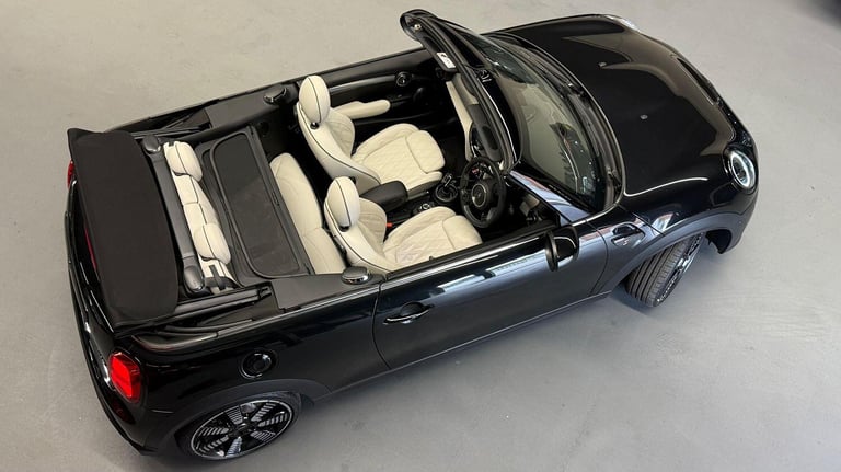 MINI CONVERTIBLE 2.0 Convertible Cooper S Exclusive 2022