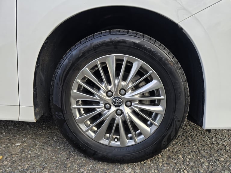 2018 Toyota Vellfire HYBRID 2.5 E-four 8 Seaters Euro 6  MPV Petrol/Hybrid Automatic