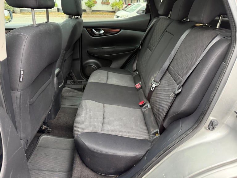 2015 Nissan Qashqai 1.6 dCi n-tec+ XTRON 2WD Euro 6 (s/s) 5dr Diesel
