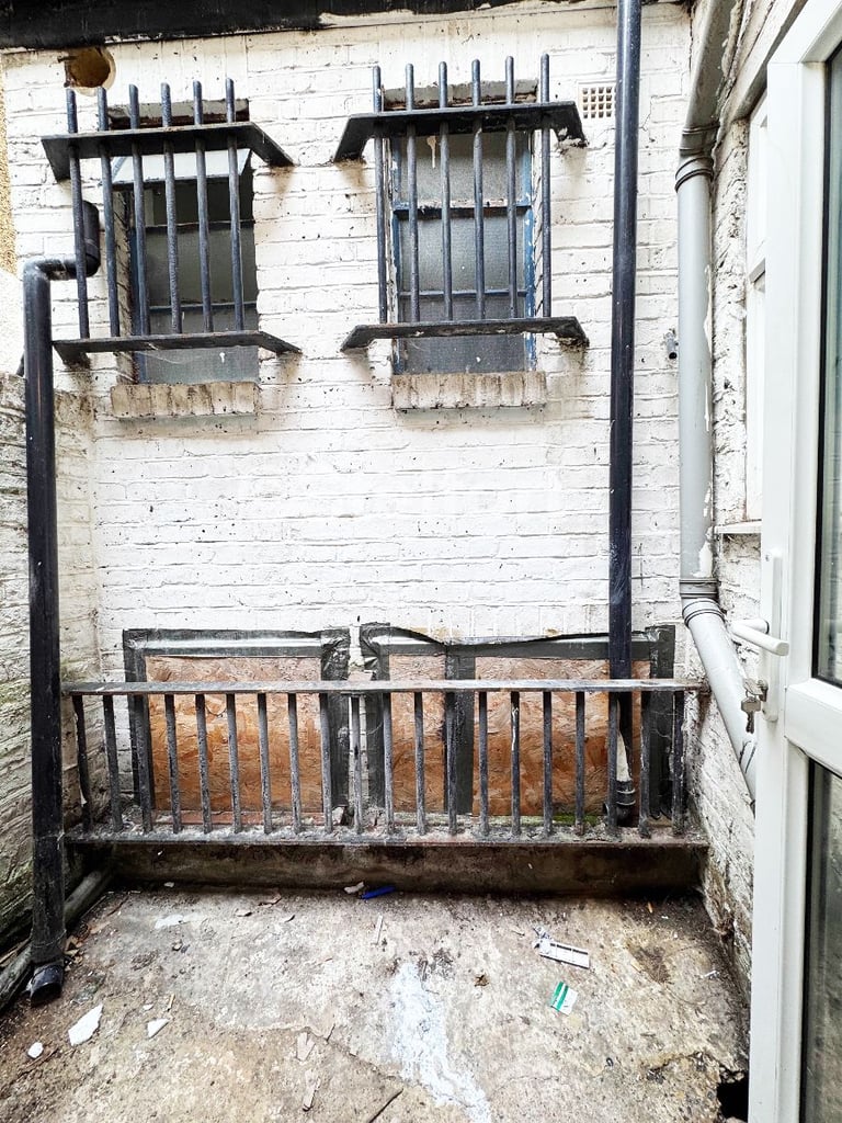 Studio flat in Holloway Road, London, N19