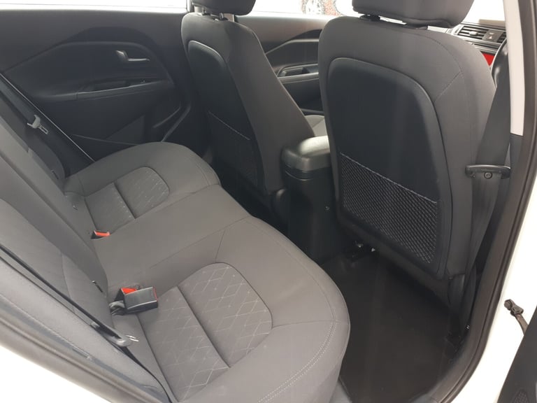 2016 Kia Rio '2' 1.25 5-Door From £8,995 + Retail Package HATCHBACK Petrol Manual
