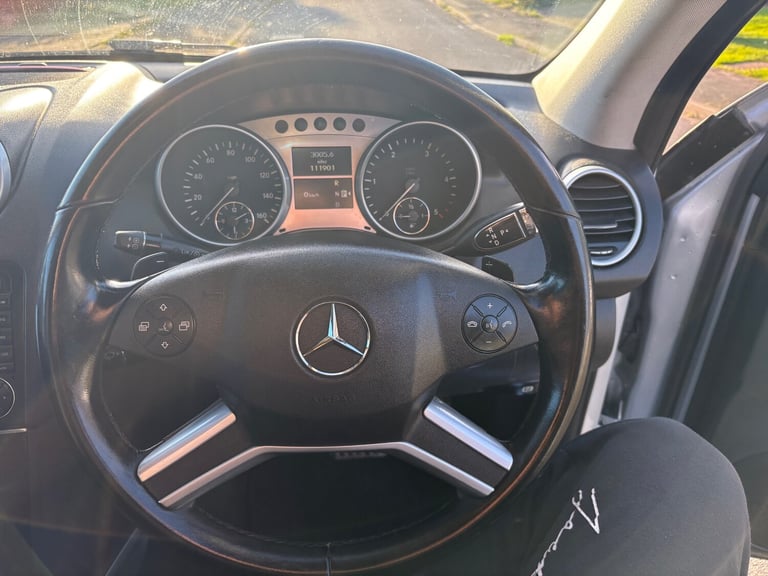 2011 Mercedes-Benz M Class ML350 CDi BlueEFFICIENCY [231] Sport 5dr Tip Auto ESTATE Diesel Automatic