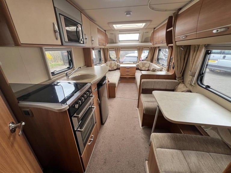 2011 Swift Conqueror 530 4 Berth Touring Caravan