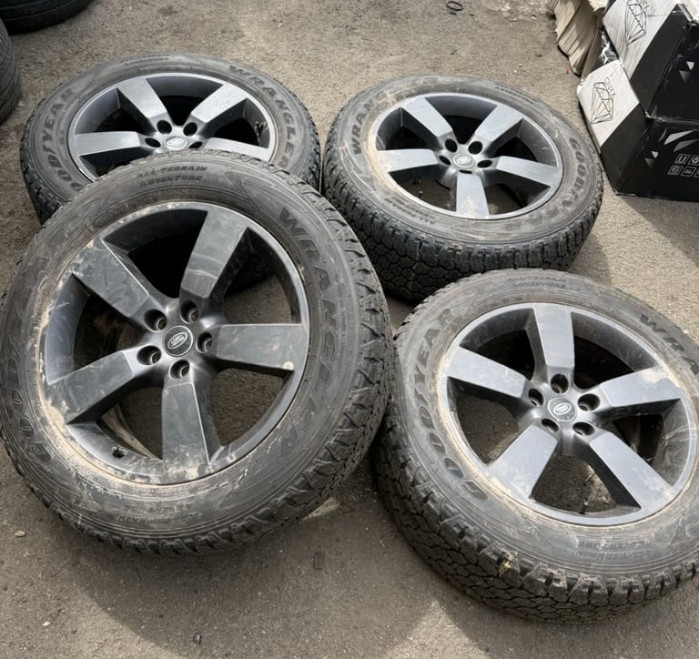 Genuine Land Rover 20” Alloy Wheels Tyres Alloys 255/60/20 Goodyear Wrangler 5mm