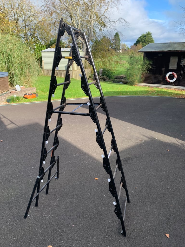 Heavy Duty Combi Ladder Combination, length 13’ 3” Over 100 Ladders Steps Trestles Scaffolds in One