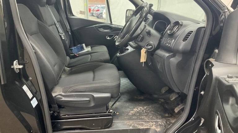 2021 Renault Trafic 2.0 dCi ENERGY 28 Sport Panel Van 5dr Diesel Manual SWB Standard Roof Euro PA...