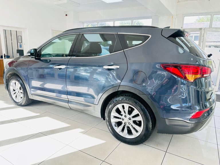 2016 Hyundai Santa Fe 2.2 CRDi Blue Drive Premium Auto 4WD Euro 6 (s/s) 5dr (7 Seat) ESTATE Diese...